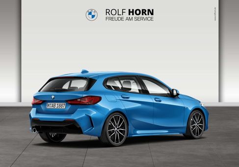 BMW 118, 2024