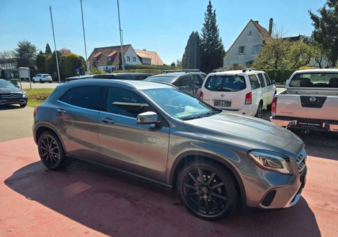 Mercedes-Benz GLA 180, 2018