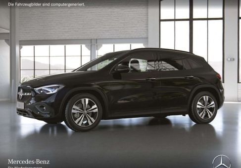 Mercedes-Benz GLA 250, 2023