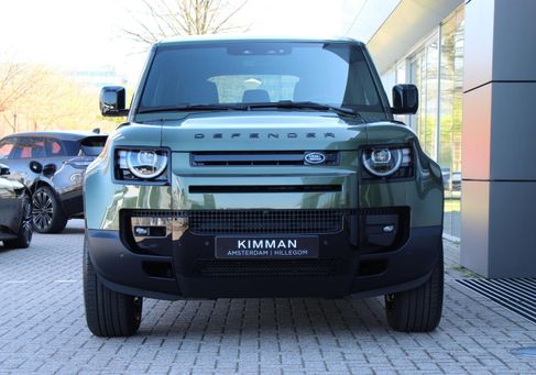 Land Rover Defender, 2026