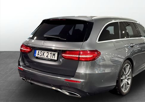 Mercedes-Benz E 200, 2020