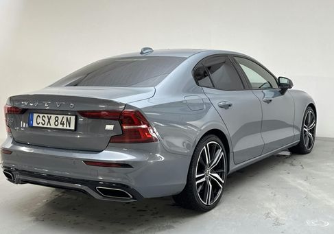 Volvo S60, 2022