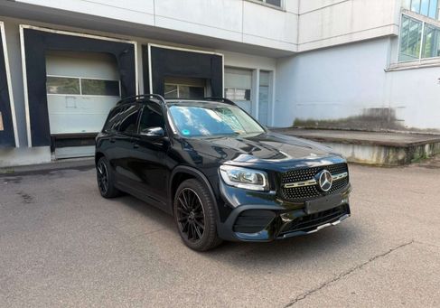 Mercedes-Benz GLB 200, 2022