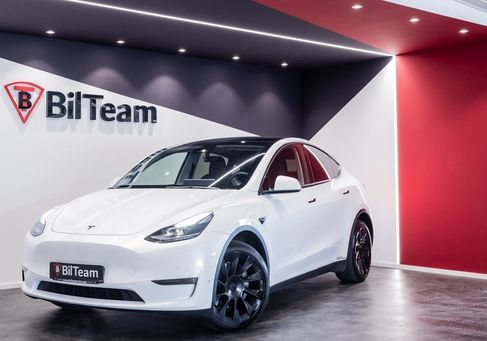 Tesla Model Y, 2021 2