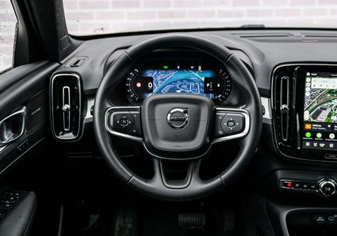 Volvo XC40, 2025 3