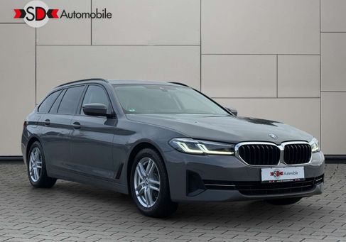 BMW 520, 2021
