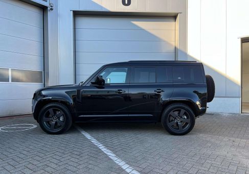 Land Rover Defender, 2023