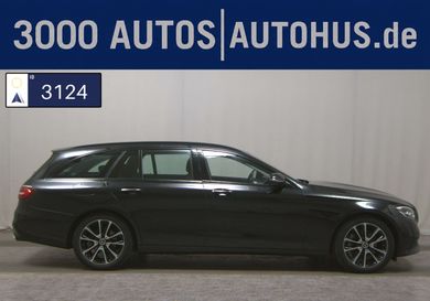Mercedes-Benz E 220, 2022