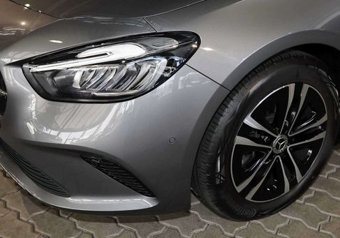 Mercedes-Benz B 200, 2024