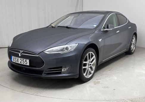 Tesla Model S, 2014