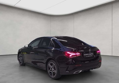 Mercedes-Benz A 250, 2022