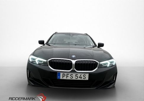 BMW 330, 2023