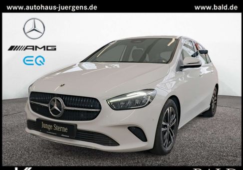 Mercedes-Benz B 180, 2024