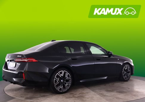 BMW 550, 2025 2