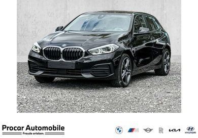BMW 118, 2023