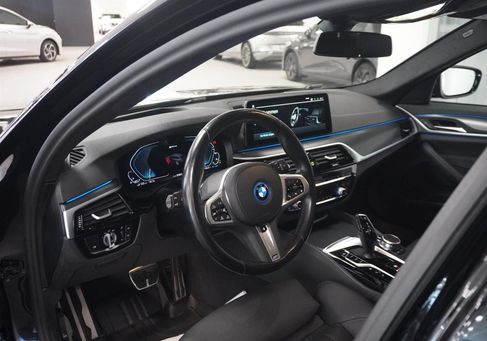 BMW 530, 2024 3