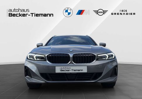 BMW 318, 2023
