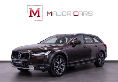 Volvo V90 Cross Country, 2018