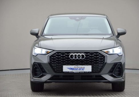 Audi Q3, 2022