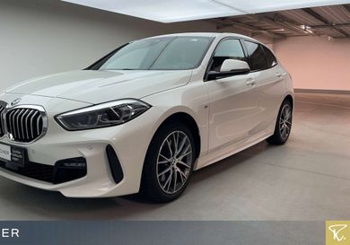 BMW 120, 2022