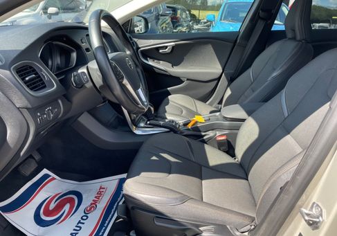 Volvo V40 Cross Country, 2019