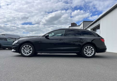 Audi A4, 2023 2