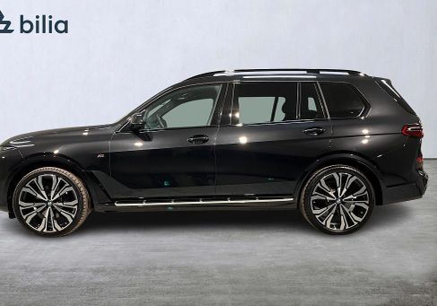 BMW X7, 2025