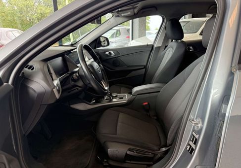 BMW 118, 2023