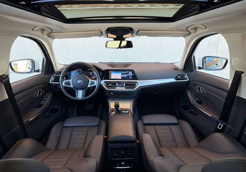 BMW 320, 2021
