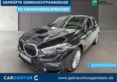 BMW 120, 2023