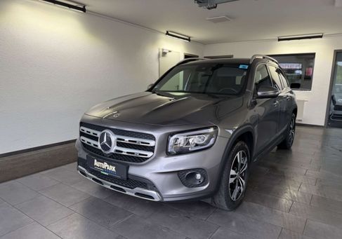 Mercedes-Benz GLB 200, 2023