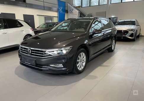 Volkswagen Passat Variant, 2023