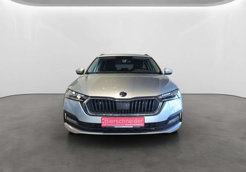 Skoda Octavia, 2021 3