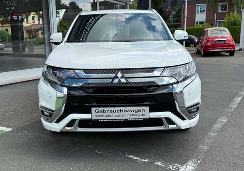 Mitsubishi Outlander, 2021