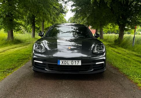 Porsche Panamera, 2018