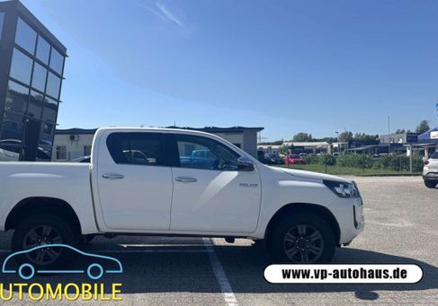 Toyota Hilux, 2023