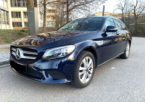Mercedes-Benz C 300, 2020