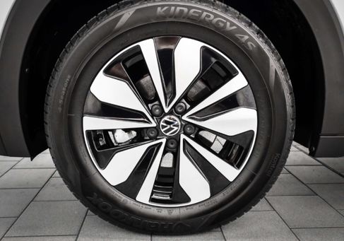 Volkswagen T-Cross, 2025