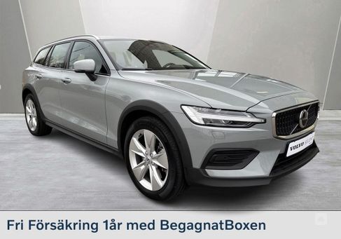 Volvo V60 Cross Country, 2024