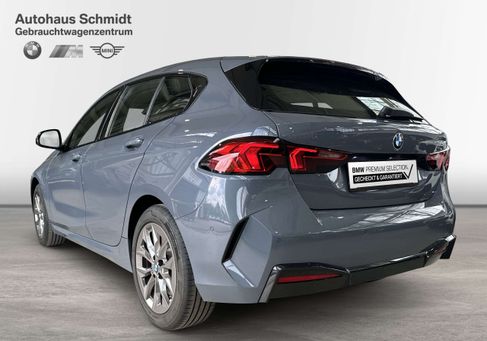 BMW 120, 2025