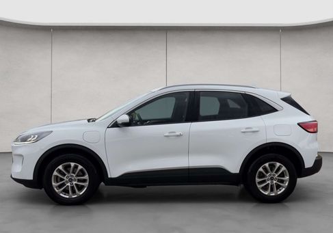 Ford Kuga, 2021