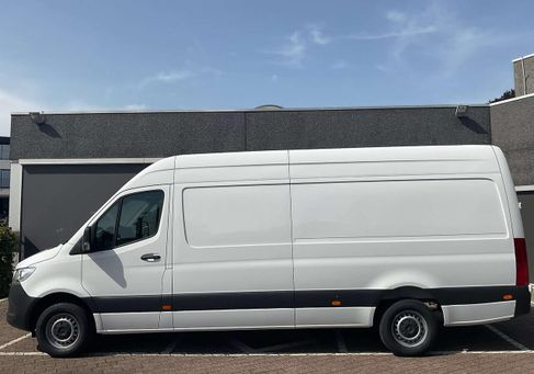 Mercedes-Benz Sprinter, 2021