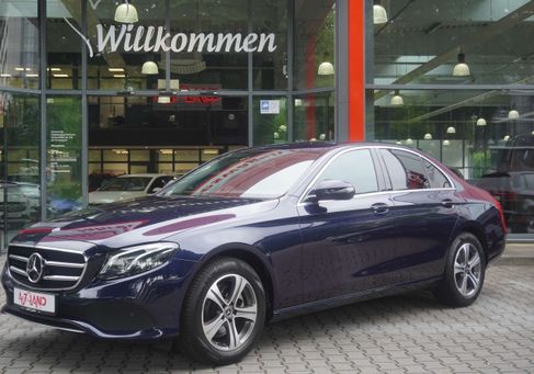Mercedes-Benz E 200, 2020