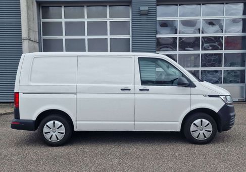 Volkswagen T6 Transporter, 2021