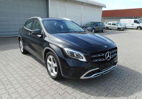 Mercedes-Benz GLA 200, 2019 2