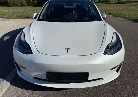 Tesla Model 3, 2021 2