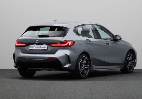 BMW 118, 2022 2