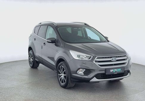 Ford Kuga, 2019
