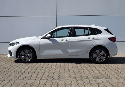 BMW 118, 2023
