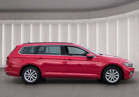 Volkswagen Passat Variant, 2023 3